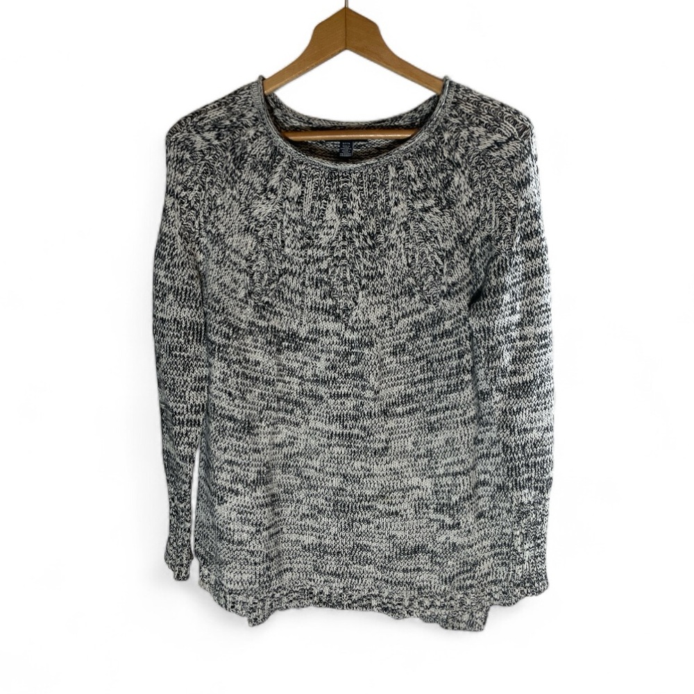 F9- Chaps Monochrome Knit Sweater